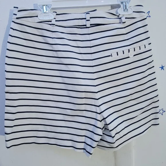 Zara basic shorts white with black lines Size Small - Picture 2 of 3